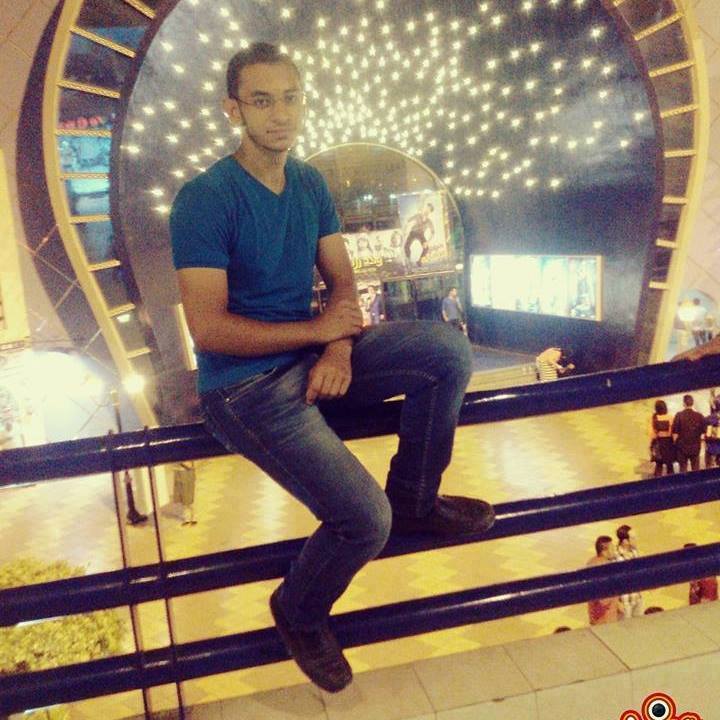 الطالب المريض " مصطفى ابراهيم "